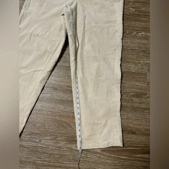 Universal Standard White Corduroy Pants Size 14 EUC - Picture 5 of 6